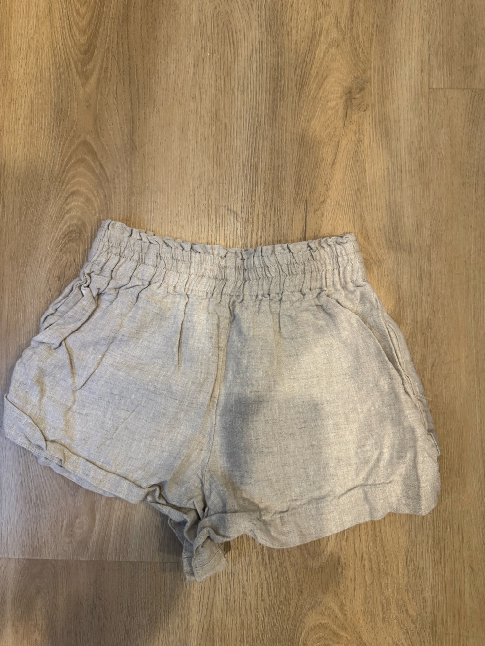 Light Beige Linen-Look Elastic Waist Shorts - Reformation Mika
